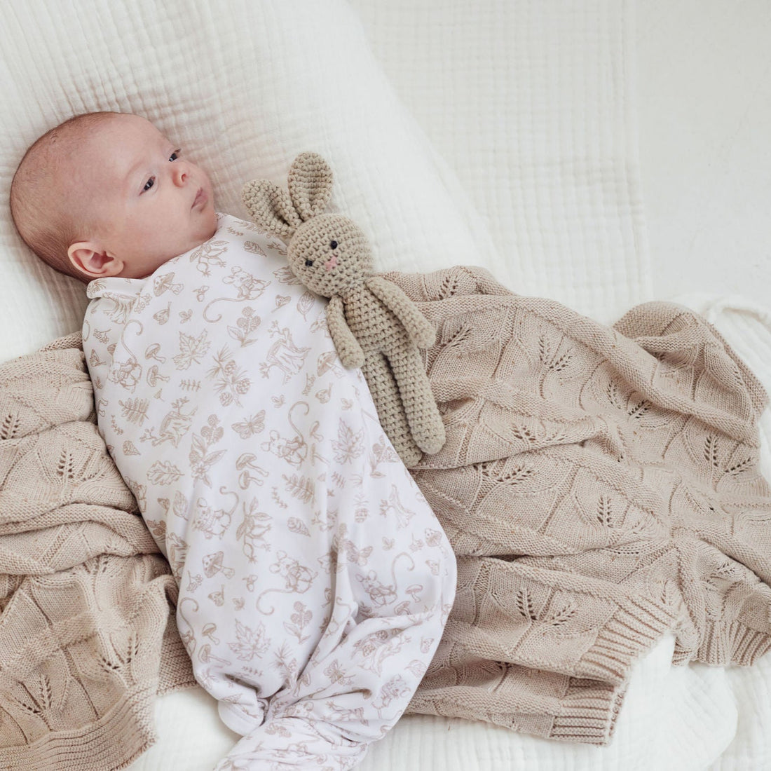 Sand Fleck Knit Leaf Blanket