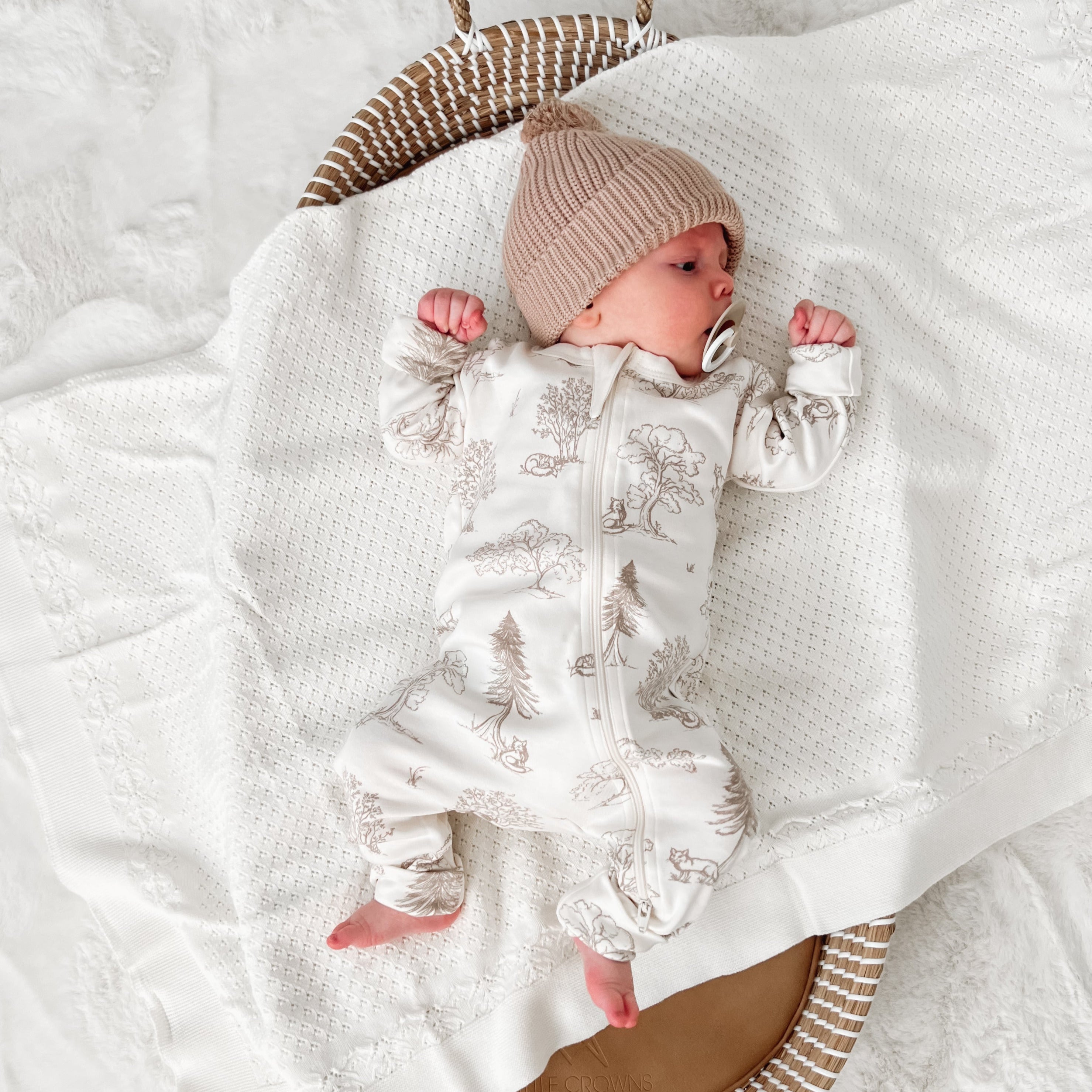 Aster and Oak Oatmeal Leaf Knit Blanket