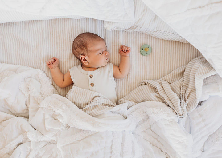Factors to Consider When Purchasing Newborn Babies Clothes
