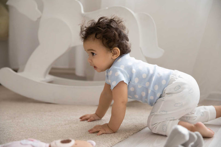 What Are the Benefits of Buying Organic Baby Clothes?
