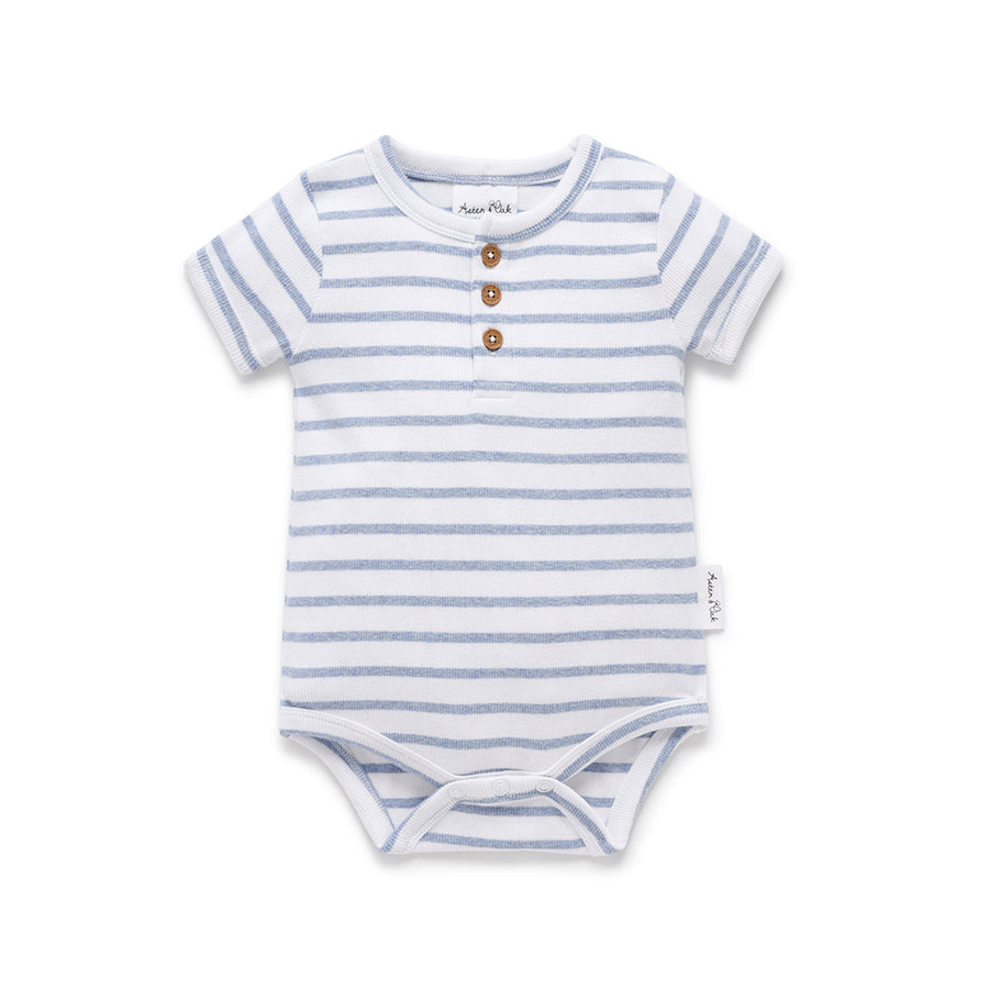 AOUTS11_BLUESTRIPERIBHENLEY_1
