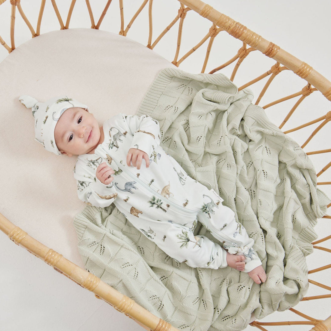 Baby Newborn Sage Leaf Knit Blanket Gifting