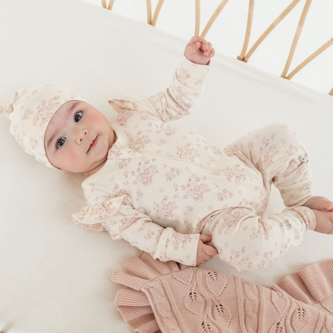 Blush Ruffle Cable Knit Blanket