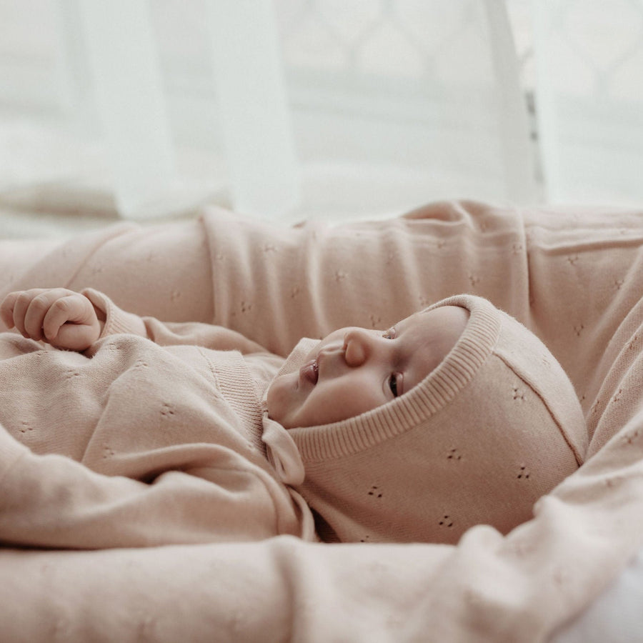 Aster & Oak Organic Heirloom Knitted 4 Piece Baby Gift Set Pink