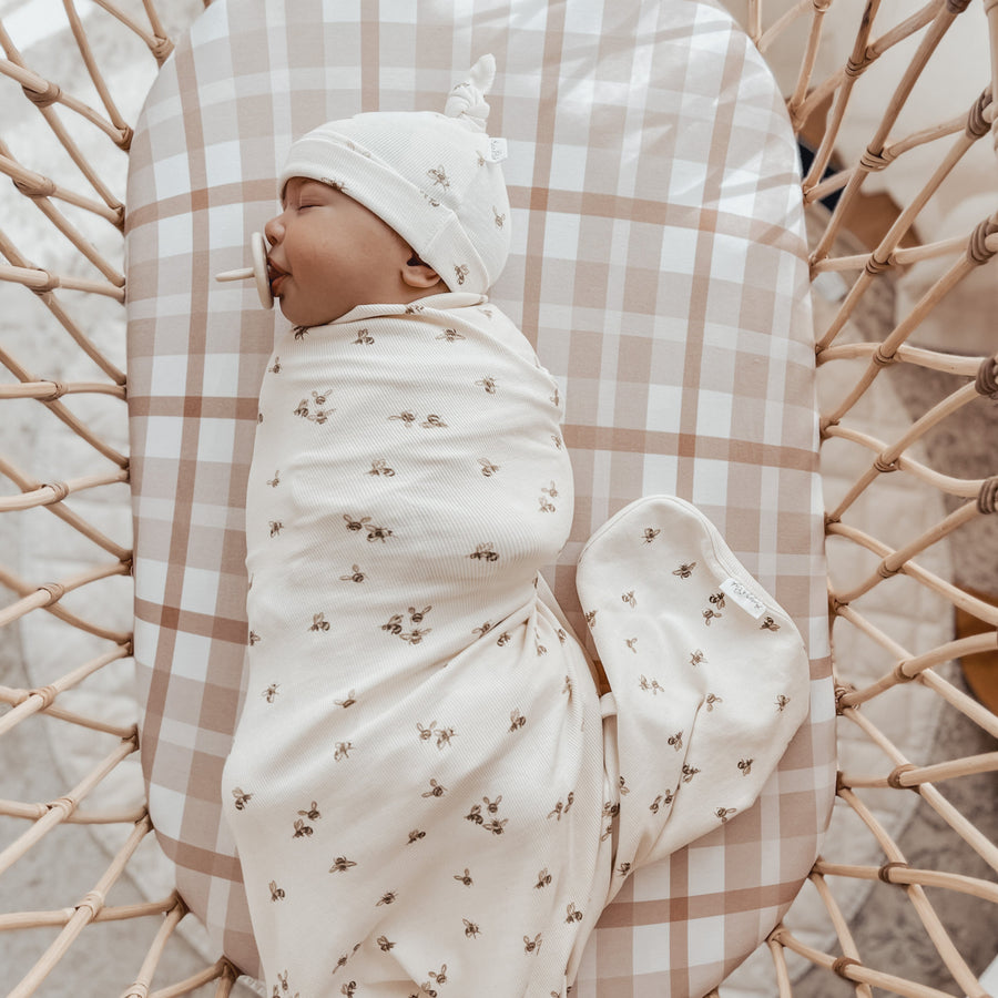 Bee Luxe Rib Baby Knot Hat | Natural Organic Cotton Neutral